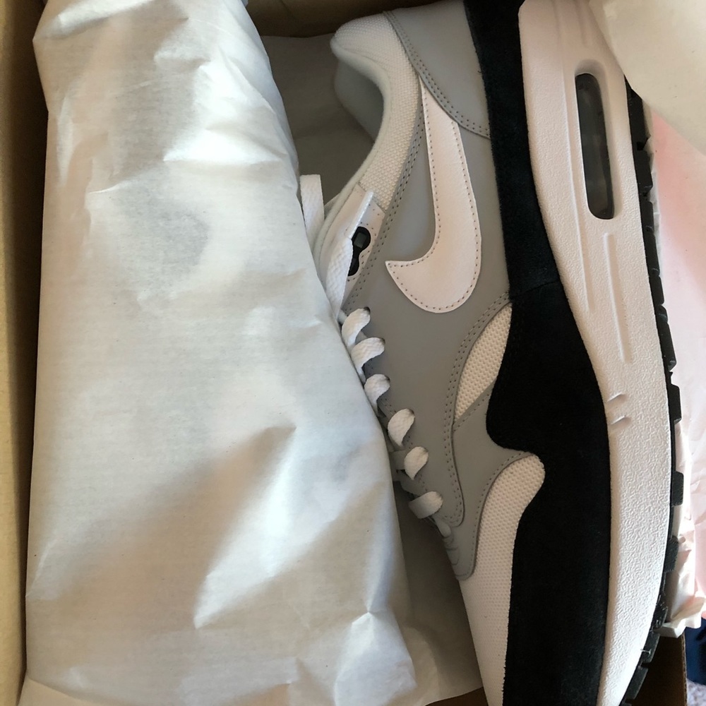 Nike Air Max 1 worn once.